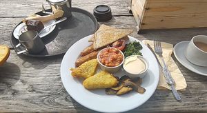 Vegan full English breakfast at De Koffie Pot in Hereford