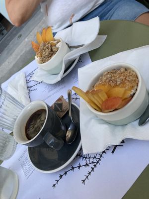 Great vegan crumble at Brac Libreria di Arte Contemporanea in Florence