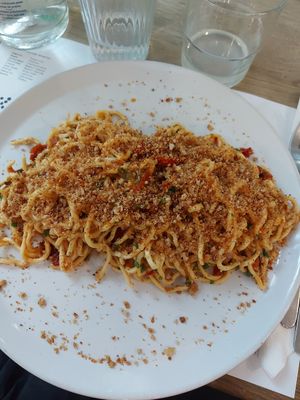 chitarra di pomodori secchi at Brac Libreria di Arte Contemporanea in Florence