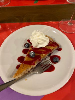 Blueberry cake  at Brac Libreria di Arte Contemporanea in Florence