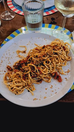 Chitarra "aglione" at Brac Libreria di Arte Contemporanea in Florence