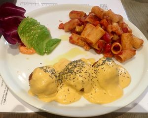 Avocado / Chickpea balls with carrots and nutritional yeast sauce / pasta with celery, carrots, onions, aubergine and tomatoes  at Brac Libreria di Arte Contemporanea in Florence