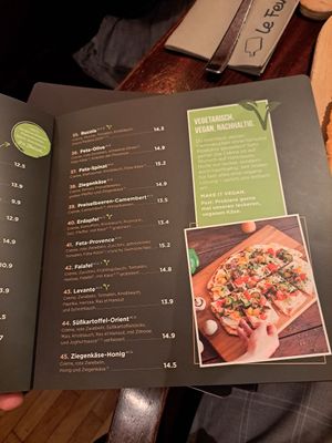 Vegetarian menu, the dishes with the logo can be made vegan at Le Feu in Warendorf