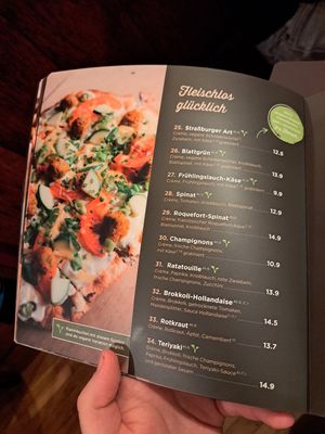 Vegetarian menu, the dishes with the logo can be made vegan at Le Feu in Warendorf
