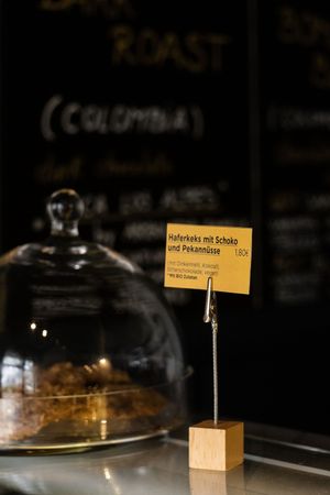 Vegan oats-chocolate-chip-pecan-nuts cookies at Bean Fifteen Espressobar in Berlin