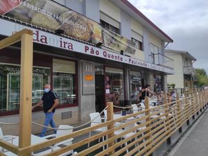 Front at Confeitaria Damira in Ermesinde