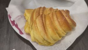 Vegan croissant. Very good. at Confeitaria Damira in Ermesinde