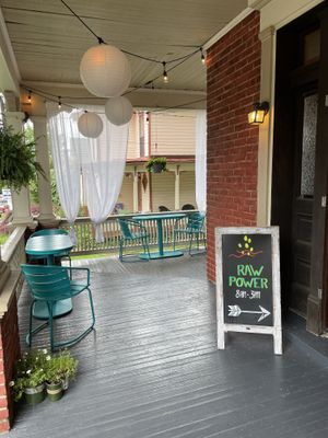 Outdoor seating  at Raw Power in Staunton