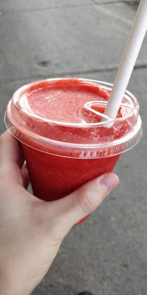 Strawberry slushie at Pâtisserie Zébulon in Montreal