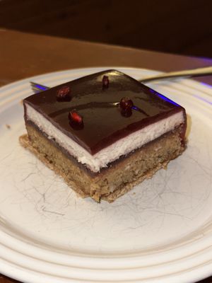 Cheazze cake à se jeter à terre!  at Pâtisserie Zébulon in Montreal