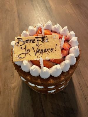 Gâteau classique fruité  at Pâtisserie Zébulon in Montreal