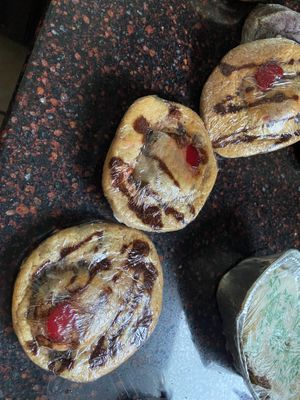 Cherry Garcia cookies- just okay  at WeVegan Cafe in Tampa