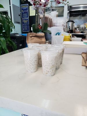 Banana pudding with tapioca pearls and coconut milk at Mộng Thu Cafe in San Francisco