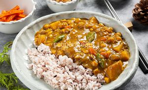 bowl of rice with curry at Mothers Table in Seoul