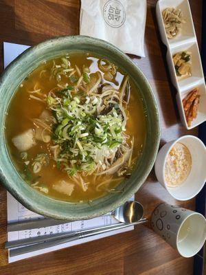   at Mothers Table in Seoul