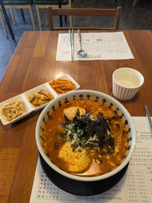  at Mothers Table in Seoul