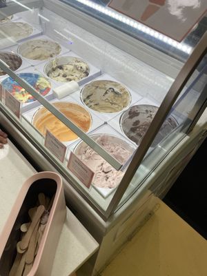 Ice creamm  at Kate's Ice Cream in Portland