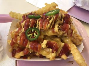 Fries with jalapeno vegan cheddar and sauce, delicious at Naked Burger - 6ème in Paris