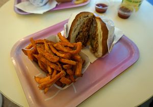 Cheeseburger + Sweet potato fries at Naked Burger - 6ème in Paris