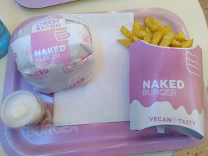 Ready to eat! (Dec 2021) at Naked Burger - 6ème in Paris