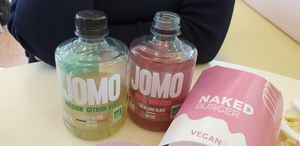 Jomo drinks at Naked Burger - 6ème in Paris