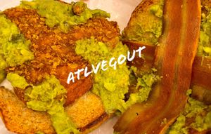 Chik’n and avocado burger with “bacon”  at Naked Burger - 6ème in Paris