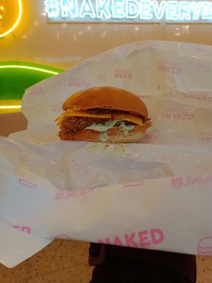 Vegan fish burger at Naked Burger - 6ème in Paris