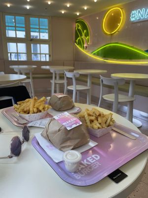   at Naked Burger - 6ème in Paris