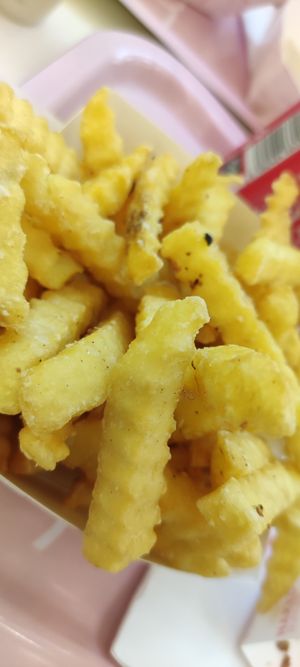 French fries at Naked Burger - 6ème in Paris