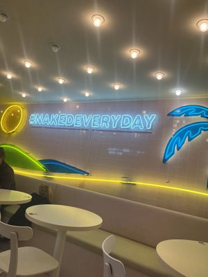   at Naked Burger - 6ème in Paris