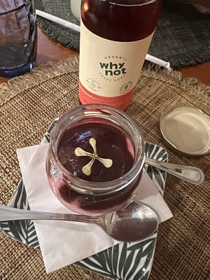 mousse and Whynot!  at Santo Seitan in Sao Miguel