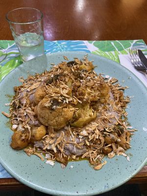 Vegan cauliflower   at Santo Seitan in Sao Miguel