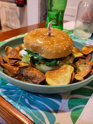 The (really delicous) mushroom Burger at Santo Seitan in Sao Miguel