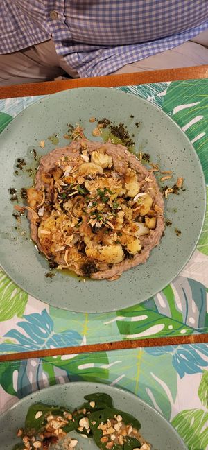 Roasted cauliflower at Santo Seitan in Sao Miguel