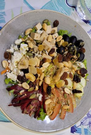 Salada do Santo at Santo Seitan in Sao Miguel