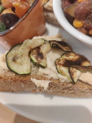 Toast houmous aubergines grillées at L'Alter d'en face in Louvain-la-neuve
