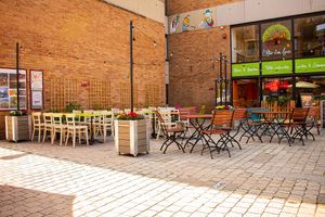 La terrasse at L'Alter d'en face in Louvain-la-neuve