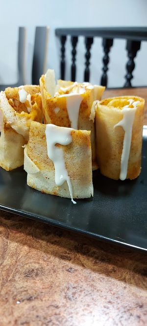 Cheese Burst Dosa ( tapa vegetariana ) at Karma Food and Drink in Valencia