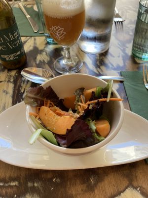 Salad at La Mujer de Verde in Mallorca