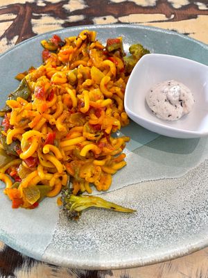 Fideuá con alioli de trufa  at La Mujer de Verde in Mallorca