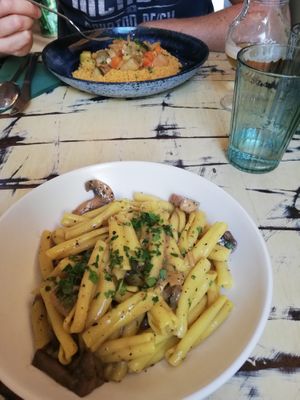 main course at La Mujer de Verde in Mallorca