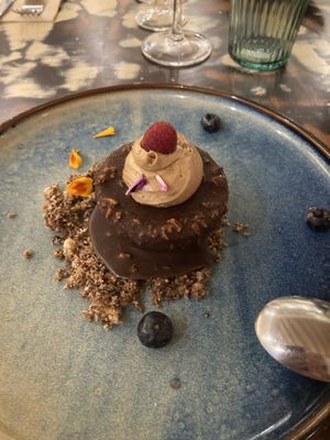 Hazenul desert with coffee ice cream center  at La Mujer de Verde in Mallorca