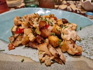 Frito mallorquì at La Mujer de Verde in Mallorca