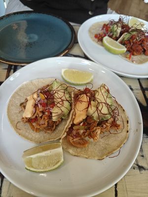 Taco met pulled 'pork' at La Mujer de Verde in Mallorca