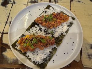 Japanese “tuna” watermelon taco with mild chili mayo at La Mujer de Verde in Mallorca