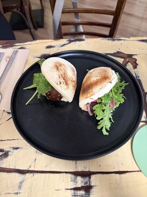Mushroom boa buns  at La Mujer de Verde in Mallorca