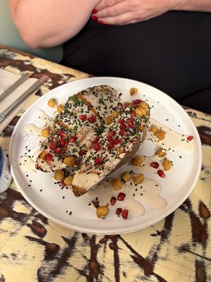 Sweet potato with chickpeas and tahini sauce  at La Mujer de Verde in Mallorca