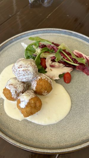Arancini „Mushrooms"  at Oskars in Kefalonia