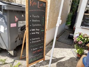 Well marked ice cream menu at La Vie en Grün in Zurich