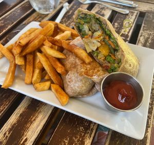  at Wallace's at the Greenhouse in Homosassa